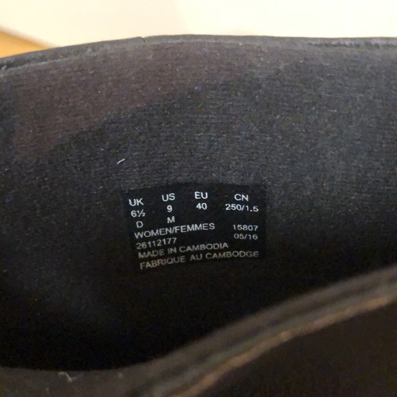 Clarks Leather Heeled Booties - Picture 6 of 10